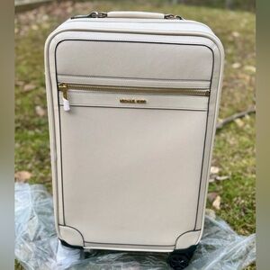 Michael kors Suitcase
